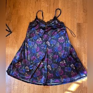 Hot Topic Roses & Butterflies Velvet Slip Dress